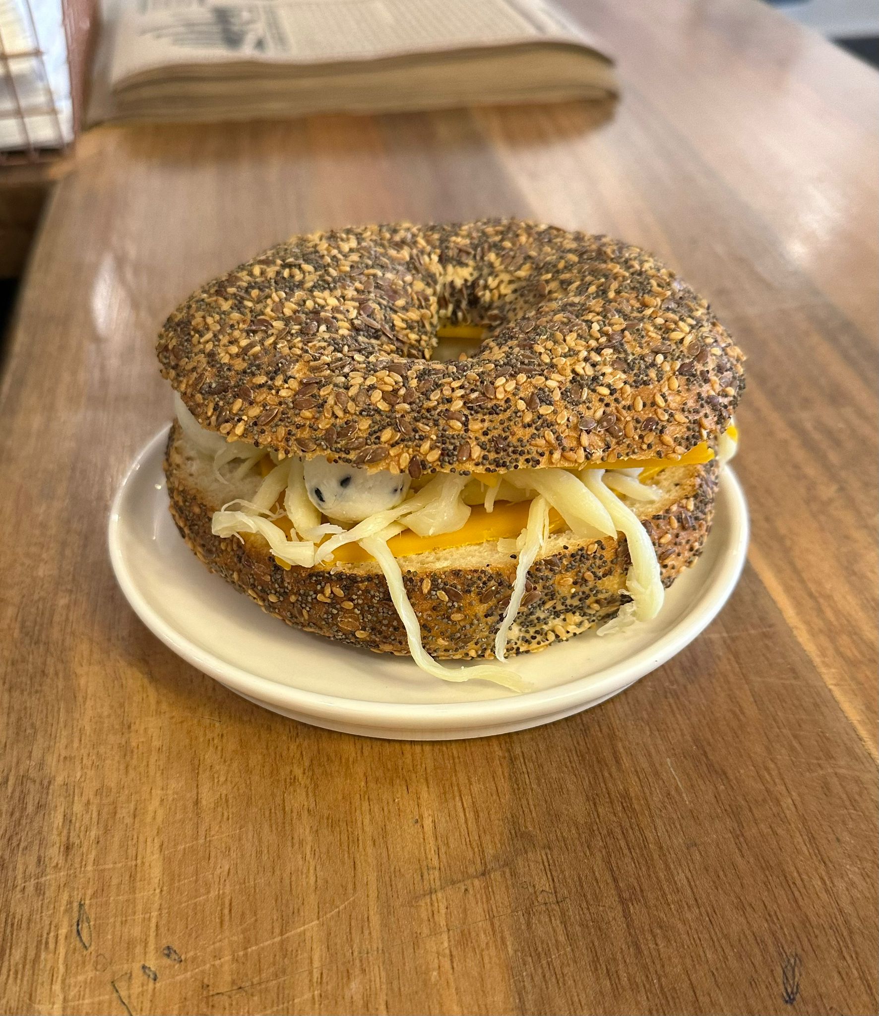 Üç Peynirli Bagel