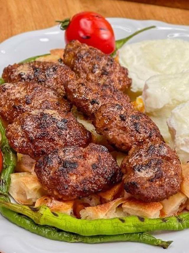 Izgara Köfte Servis (240 gr)