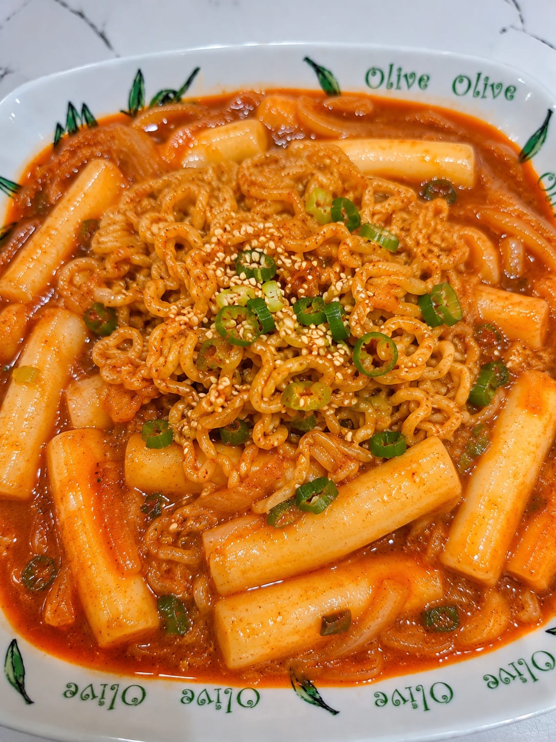 Ra Bokki (Erişteli Tteokbokki / Ramyeon & Rice Cakes)