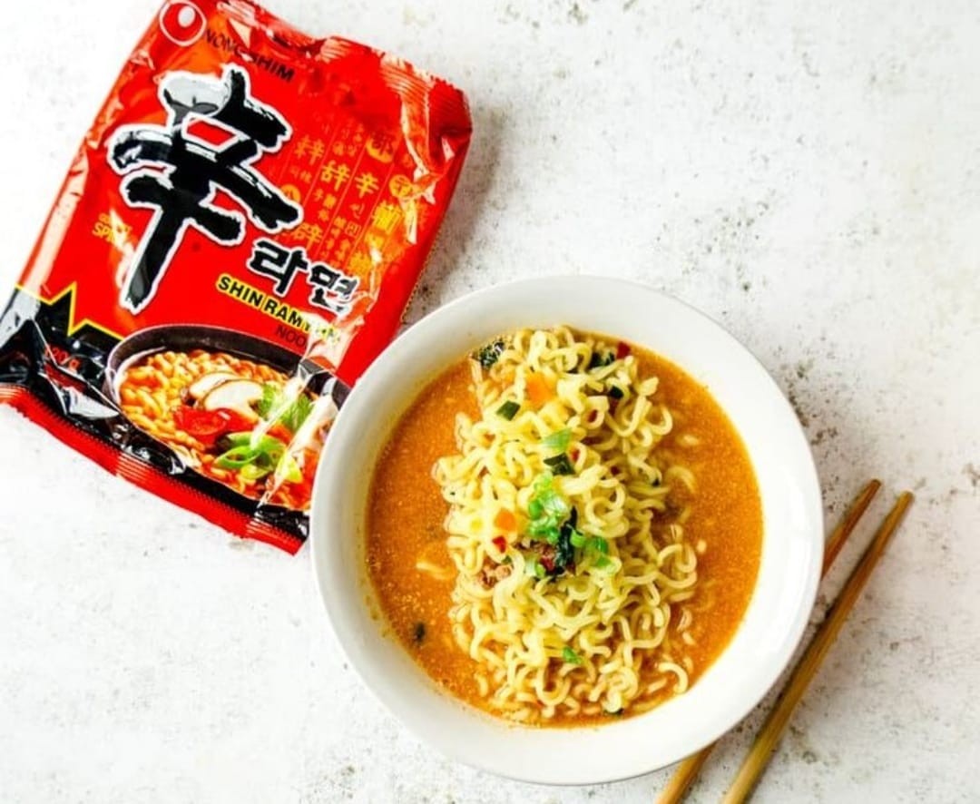 Ramyeon (Kore Eriştesi Çorbası / Korean Noodle Soup)